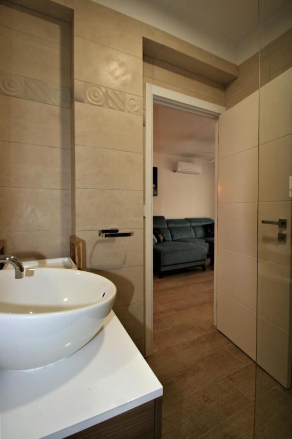 Marina Apartament Torrevieja Luaran gambar